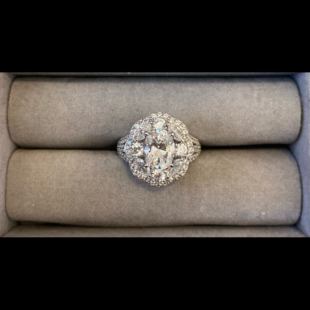QVC RING